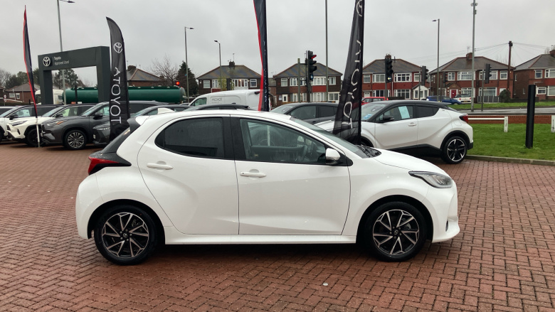 Toyota Yaris 1.5 Hybrid Design 5dr CVT Hybrid Hatchback